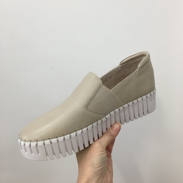 Django & Juliette Becca ~ Tan/Oat Sole ~Silver ~ White ~ Black ~ Almond ~ Leather Slip on