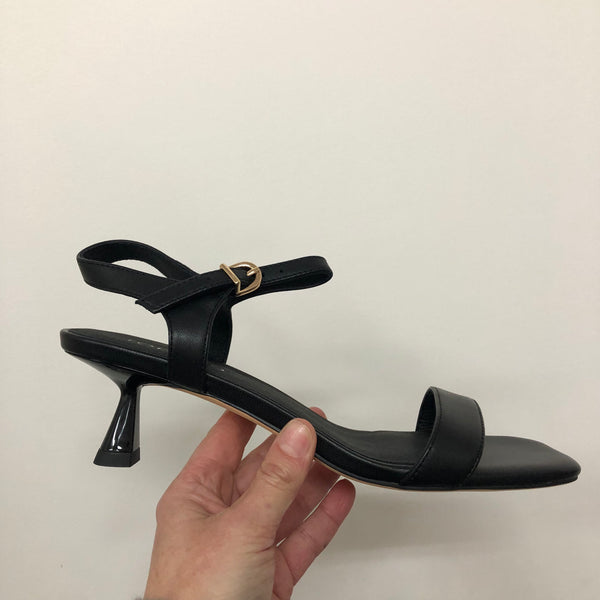 Django & Julliette Kolina 6 Colours ~ Black ~ Pale Gold ~ Nude ~ Navy Patent ~ Dk Tan ~ White ~