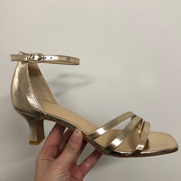 Django & Juliette ~ Utte ~ Gold Foil