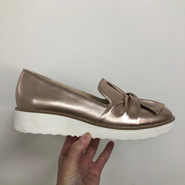 Top End Oclem ~  11 Colours ~ Black ~ Tan ~ Navy ~ Pale Rose ~ Tan Choc Sole ~ Silver ~ Denim ~ White Stripe Multi