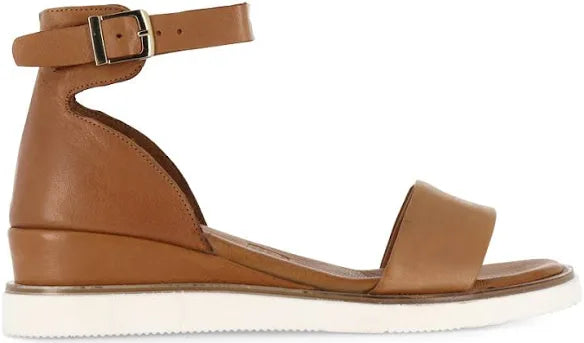 Sala ~ Wimmi 2 Colours~ Black ~ Coconut ~Leather