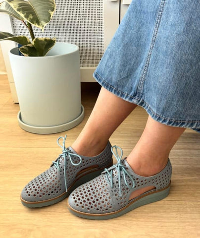 Top End Onstage ~ Tan ~ Black ~ Navy ~ Silver ~ White ~ Soft Gold ~ Black/Black ~ Navy/Navy ~ Denim