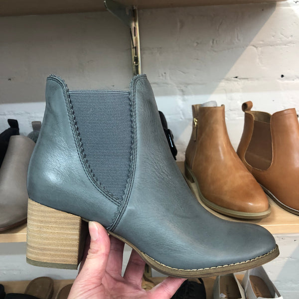 Django & Juliette Sadore Leather Boot ~ Black ~ Bronze ~ Cafe ~ Cognac ~ Navy ~ Pony ~ Tan ~ Taupe