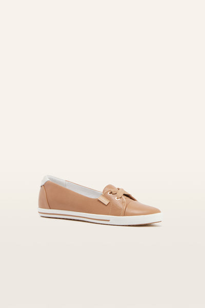 Frankie4 Hannah III 2 Colours Chalk Embossed ~ Camel Punched
