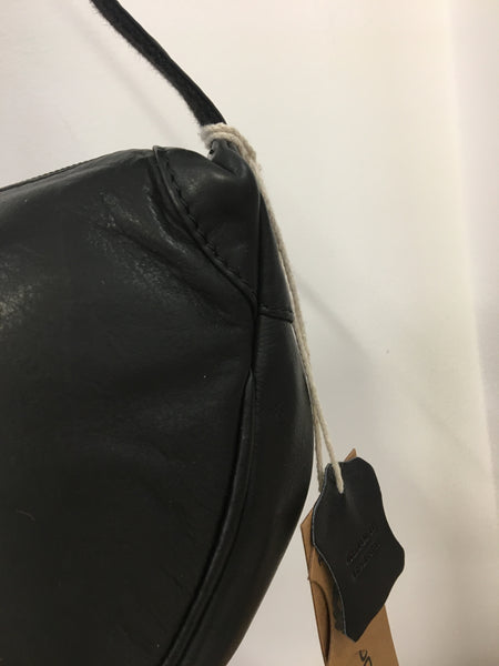 Oran Rugged Hide Annalise Slouchy Cross Body ~ Black ~ Tan ~ Latte