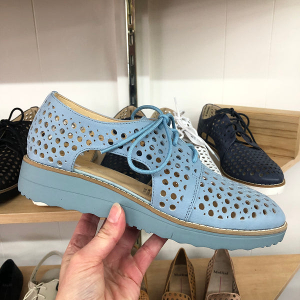 Top End Onstage ~ Tan ~ Black ~ Navy ~ Silver ~ White ~ Soft Gold ~ Black/Black ~ Navy/Navy ~ Denim