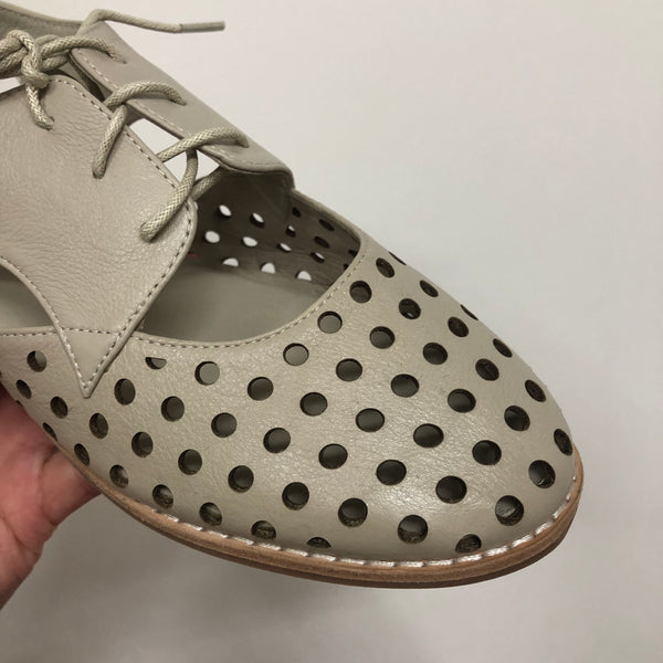 Django and Juliette ~ Aven ~ Almond ~ Black