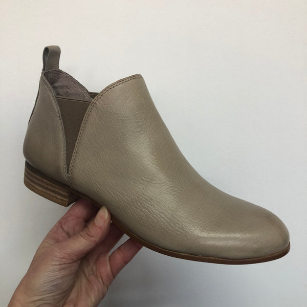 Django & Juliette Foe Leather Boot  ~ Ash ~ Mustard ~ Black ~ Tan ~ Grey ~ Cognac ~ Chocolate