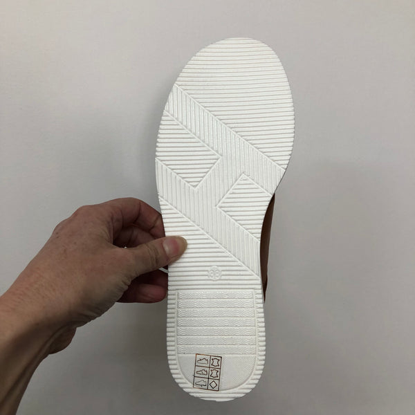 Sala ~ Webster ~ 2 Colours ~ Black ~ Coconut ~ Leather