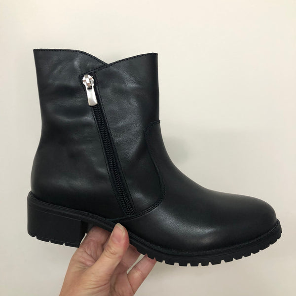 Sala Amelda ~ Black ~ Coconut ~ Leather Boot