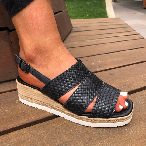 Django & Juliette Ignot ~ Tan ~ Black ~ Leather