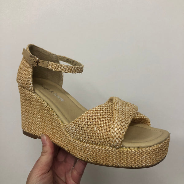 Django & Juliette Cottony