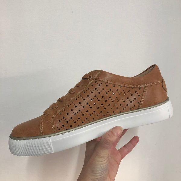 Ziera Proya ~ 4 Colours ~ Black ~ White ~ Tan ~ Navy ~ Leather