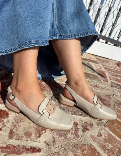 Django & Juliette Bossy 3 Colours ~ Tan ~ Black ~ Almond