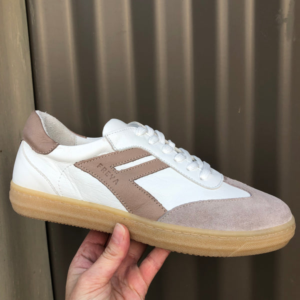 Rilassare Freya 4 Colours ~ Dublin ~ Valentine ~ Savannah ~ Athens Beige ~ Leather Sneaker