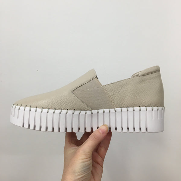 Django & Juliette Becca ~ Tan/Oat Sole ~Silver ~ White ~ Black ~ Almond ~ Leather Slip on