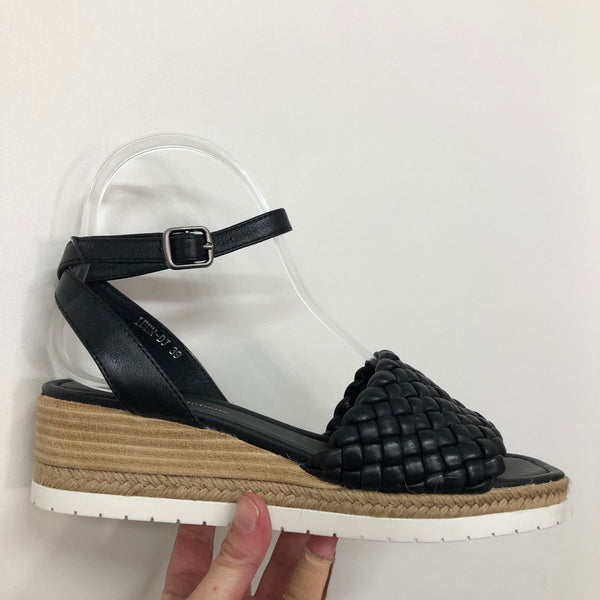 Django & Juliette Iben ~ Rose ~ Black ~ Leather