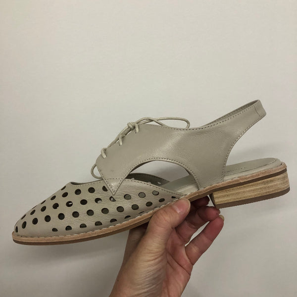 Django and Juliette ~ Aven ~ Almond ~ Black