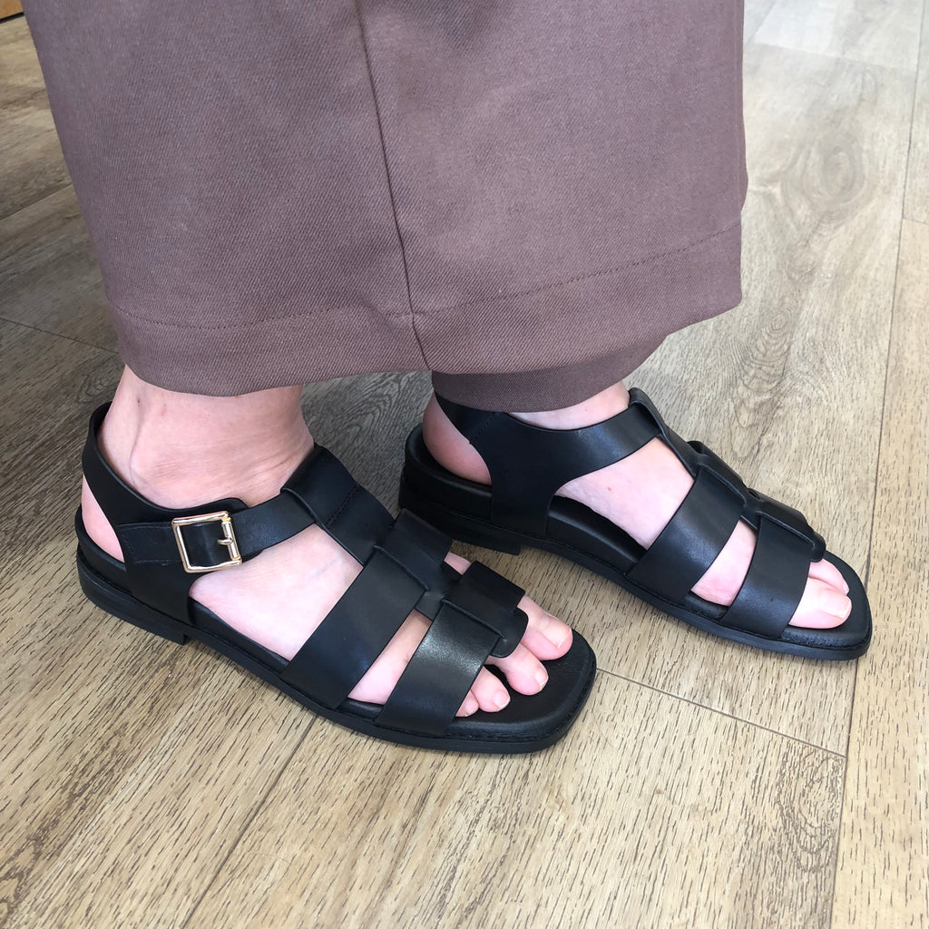 Django & Juliette Etain 2 Colours ~ Black ~ Camel ~ Leather