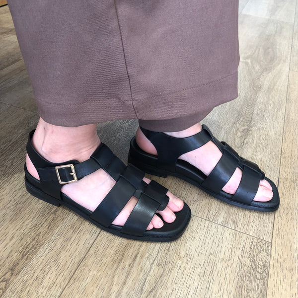 Django & Juliette Etain 2 Colours ~ Black ~ Camel ~ Leather