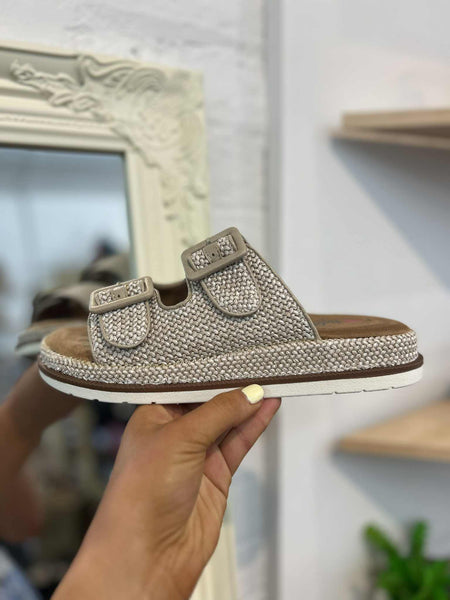 I Love Billy ~ Darto ~ Cafe Synthetic Raffia