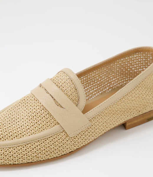 Django & Juliette ~ Iras 2 Colours ~ Natural ~ Black ~ Raffia