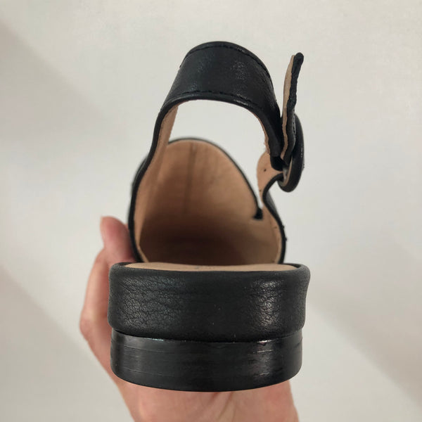 Django & Juliette Favillas 3 Colours~ Black ~ Navy ~ Vanilla ~ Leather