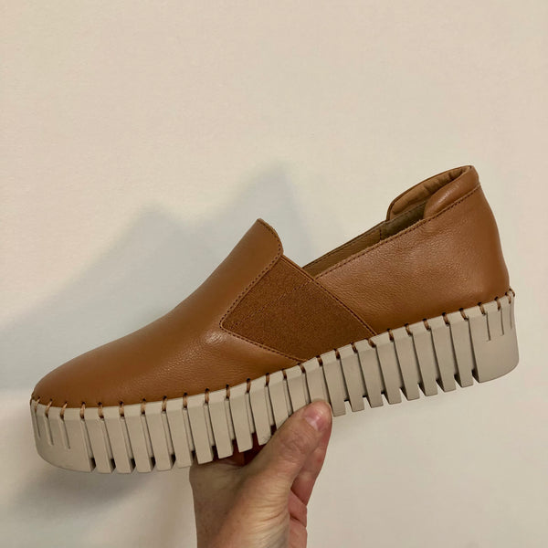 Django & Juliette Becca ~ Tan/Oat Sole ~Silver ~ White ~ Black ~ Almond ~ Leather Slip on