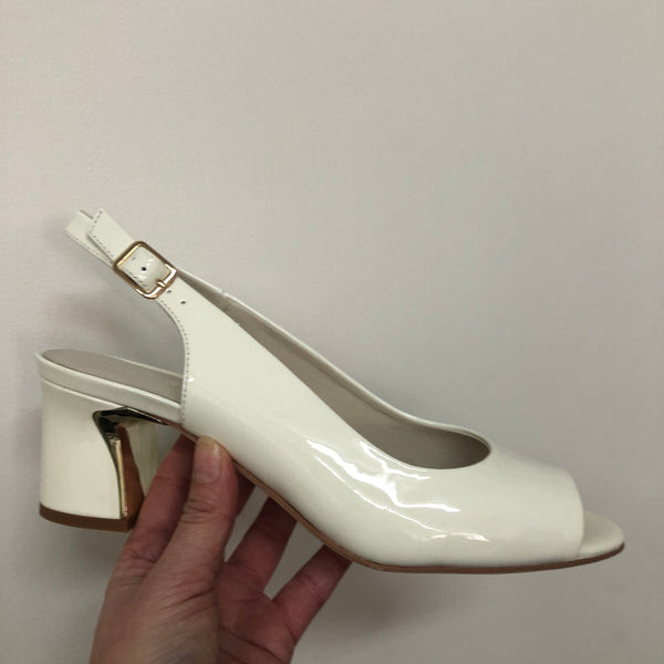 Django & Juliette ~ Jianas ~ 2 Colours ~ Patent Navy ~ Patent Ivory ~ Leather