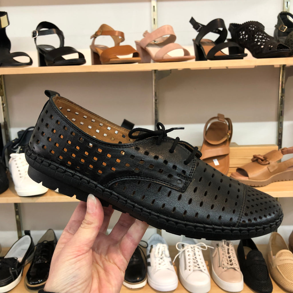 Cabello Kroon 4 Colours ~ Navy ~ Black ~ White ~ Leather