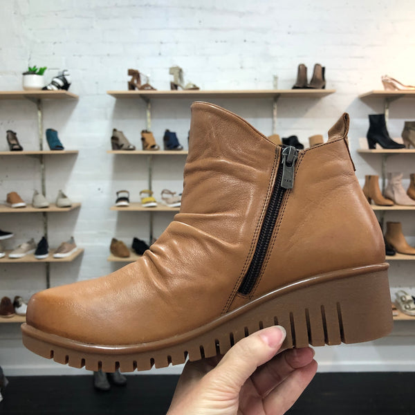 Sala Foley ~ Black ~ Coconut/Tan ~ Leather Boot