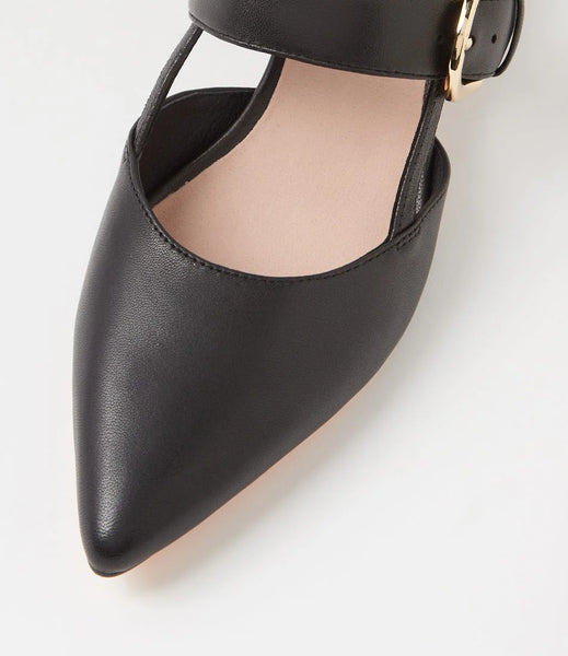 Top End Asten ~ Black Leather