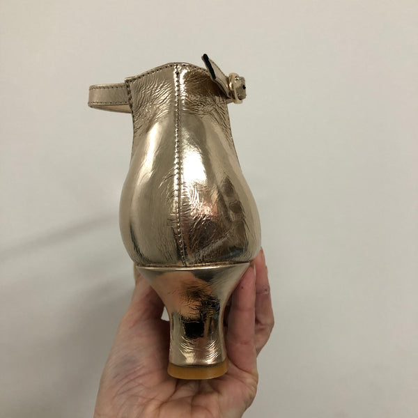 Django & Juliette ~ Utte ~ Gold Foil