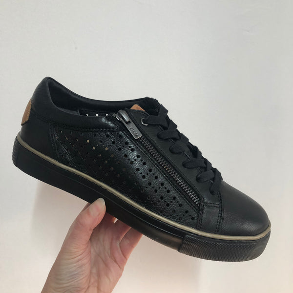 Ziera Proya ~ 4 Colours ~ Black ~ White ~ Tan ~ Navy ~ Leather