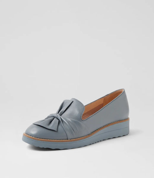 Top End Oclem ~  11 Colours ~ Black ~ Tan ~ Navy ~ Pale Rose ~ Tan Choc Sole ~ Silver ~ Denim ~ White Stripe Multi