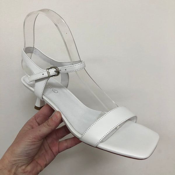 Django & Julliette Kolina 6 Colours ~ Black ~ Pale Gold ~ Nude ~ Navy Patent ~ Dk Tan ~ White ~