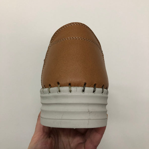 Sala ~ Ladder ~ Coconut ~ Leather