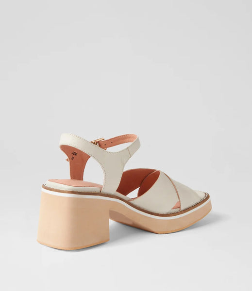 Django and Juliette Jemi ~ Tan ~ Black ~ Vanilla ~ Leather