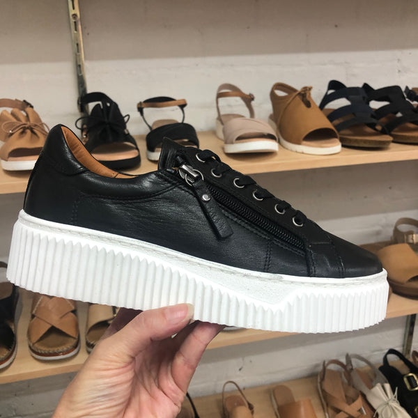 Sala Bonnie ~ 3 Colours ~ Black/White ~ White ~ Dark Stone ~ Leather Sneaker