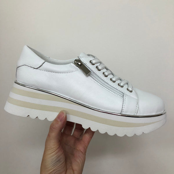 Django & Juliette Eammes ~ Black ~ White ~ Almond ~ Navy ~ Red ~ Leopard ~ Leather