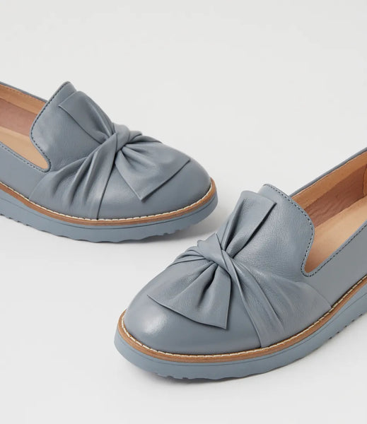 Top End Oclem ~  11 Colours ~ Black ~ Tan ~ Navy ~ Pale Rose ~ Tan Choc Sole ~ Silver ~ Denim ~ White Stripe Multi