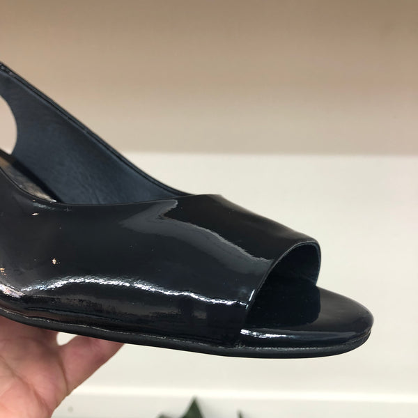 Django & Juliette ~ Jianas ~ 2 Colours ~ Patent Navy ~ Patent Ivory ~ Leather