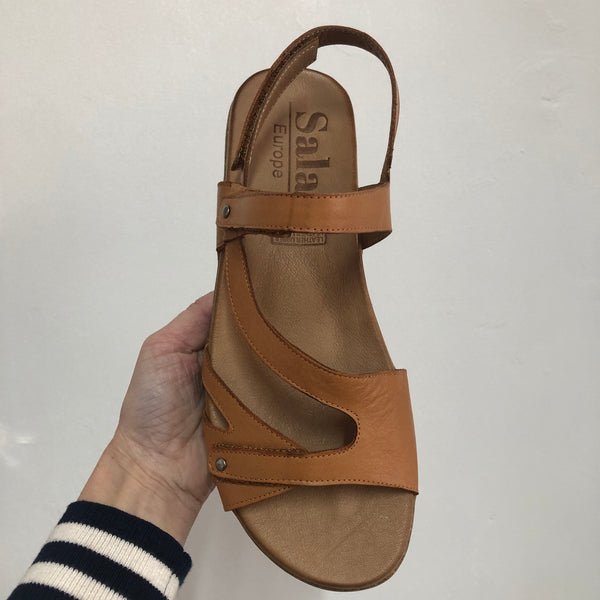 Sala ~ Avon 2 Colours ~ Black ~ Coconut ~ Leather