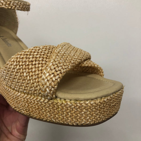 Django & Juliette Cottony