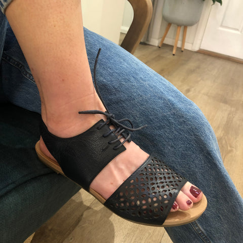 Django & Juliette Jabila 3 Colours ~ Navy ~ Tan ~ Black