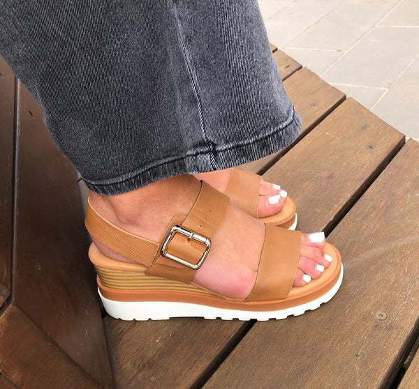 Django & Juliette Barmer ~ Tan ~ White ~ Black ~ Rose