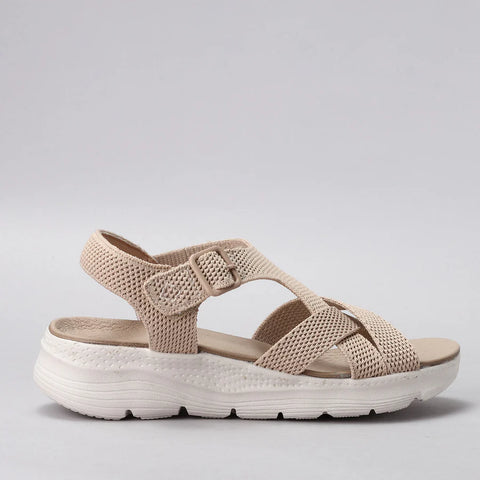 CC Resorts Leonar ~ Beige ~ Black