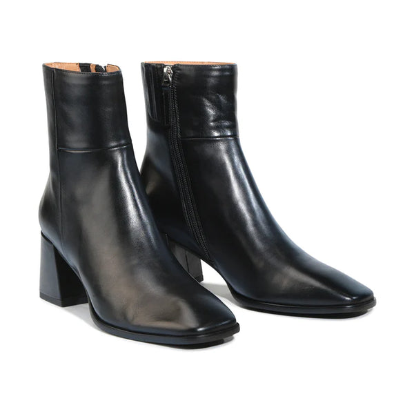 EOS Verve ~ 3 Colours ~ Birch ~ Black ~ Tan Leather