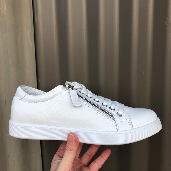 Rilassare Token Fresh White Leather