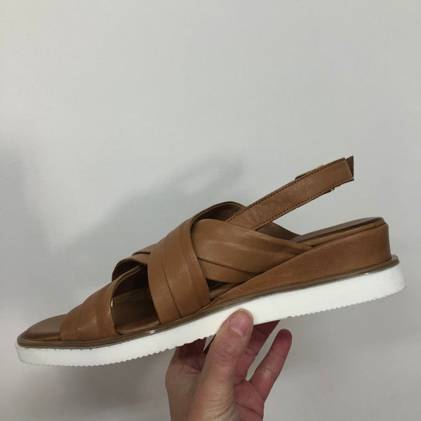 Rilassare Treble 3 Colours ~ Black ~ Coconut ~ Navy ~ Leather